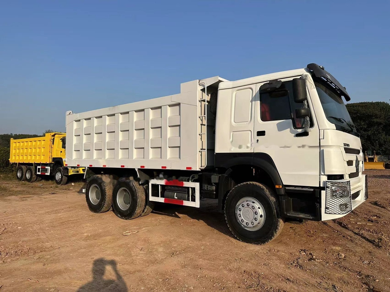 SINOTRUK HOWO HOWO 371 6x4 - Sklápěč: obrázek 5 SINOTRUK HOWO HOWO 371 6x4 - Sklápěč: obrázek 5