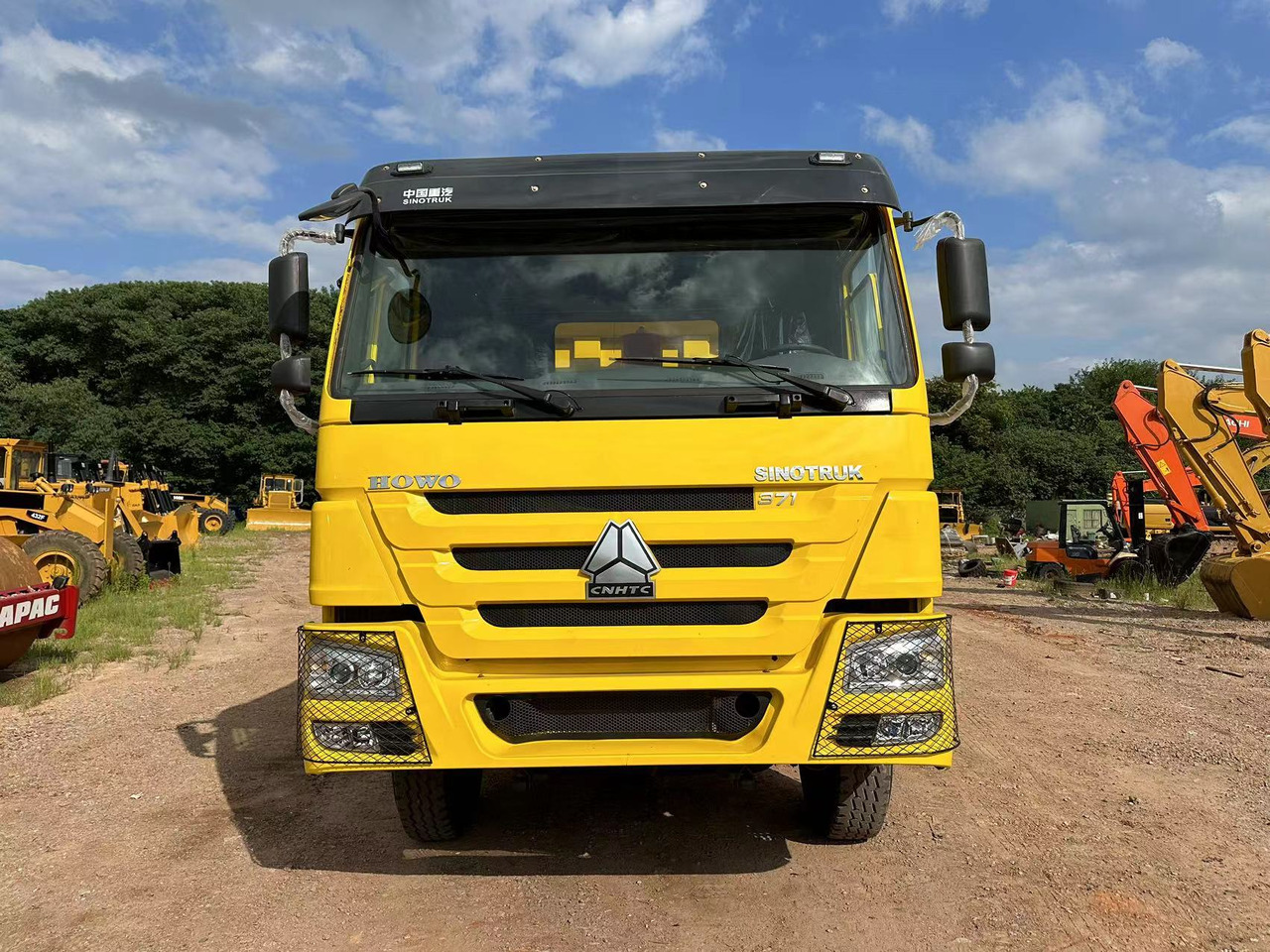 SINOTRUK Howo 371 Dump truck - Sklápěč: obrázek 3 SINOTRUK Howo 371 Dump truck - Sklápěč: obrázek 3