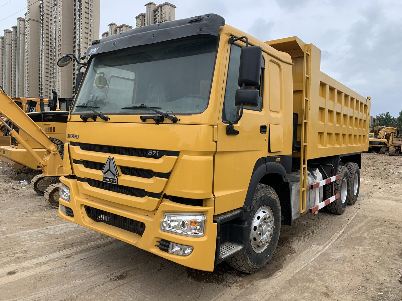 SINOTRUK Howo Dump truck 371 - Sklápěč: obrázek 1 SINOTRUK Howo Dump truck 371 - Sklápěč: obrázek 1