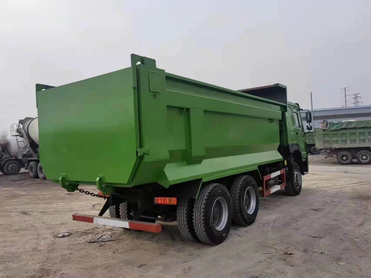 SINOTRUK Howo Dump truck 371 - Sklápěč: obrázek 5 SINOTRUK Howo Dump truck 371 - Sklápěč: obrázek 5