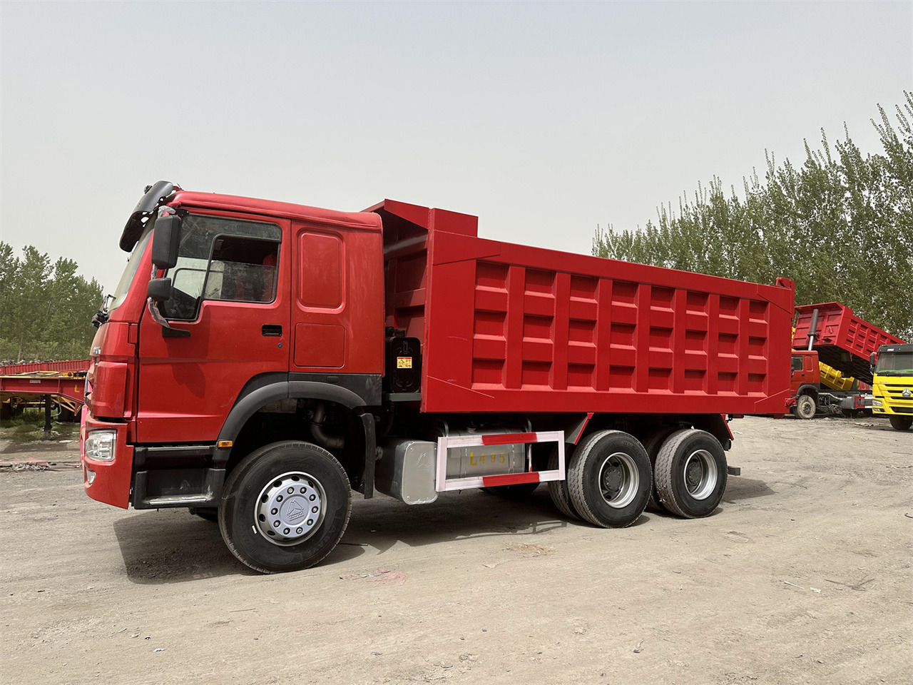 SINOTRUK Howo Dump truck 371 - Sklápěč: obrázek 5 SINOTRUK Howo Dump truck 371 - Sklápěč: obrázek 5