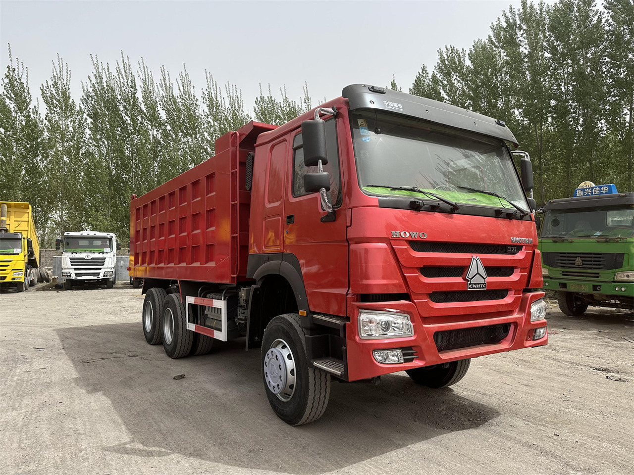 SINOTRUK Howo Dump truck 371 - Sklápěč: obrázek 1 SINOTRUK Howo Dump truck 371 - Sklápěč: obrázek 1