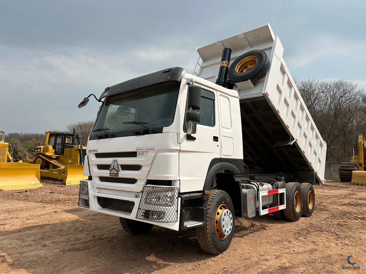 SINOTRUK Howo Dump truck 371 - Sklápěč: obrázek 1 SINOTRUK Howo Dump truck 371 - Sklápěč: obrázek 1