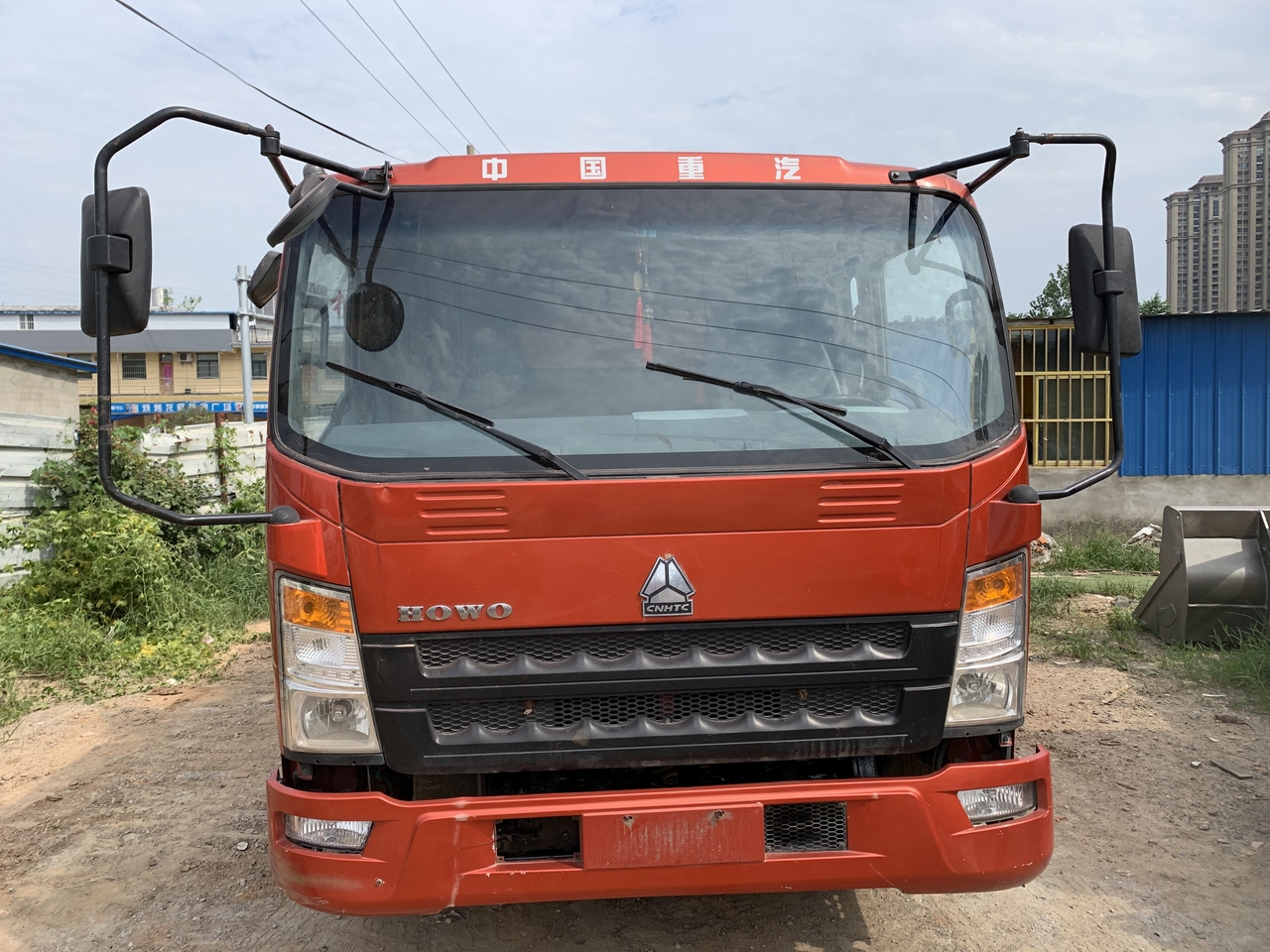 SINOTRUK Howo Dump truck 4x2 - Sklápěč: obrázek 3 SINOTRUK Howo Dump truck 4x2 - Sklápěč: obrázek 3
