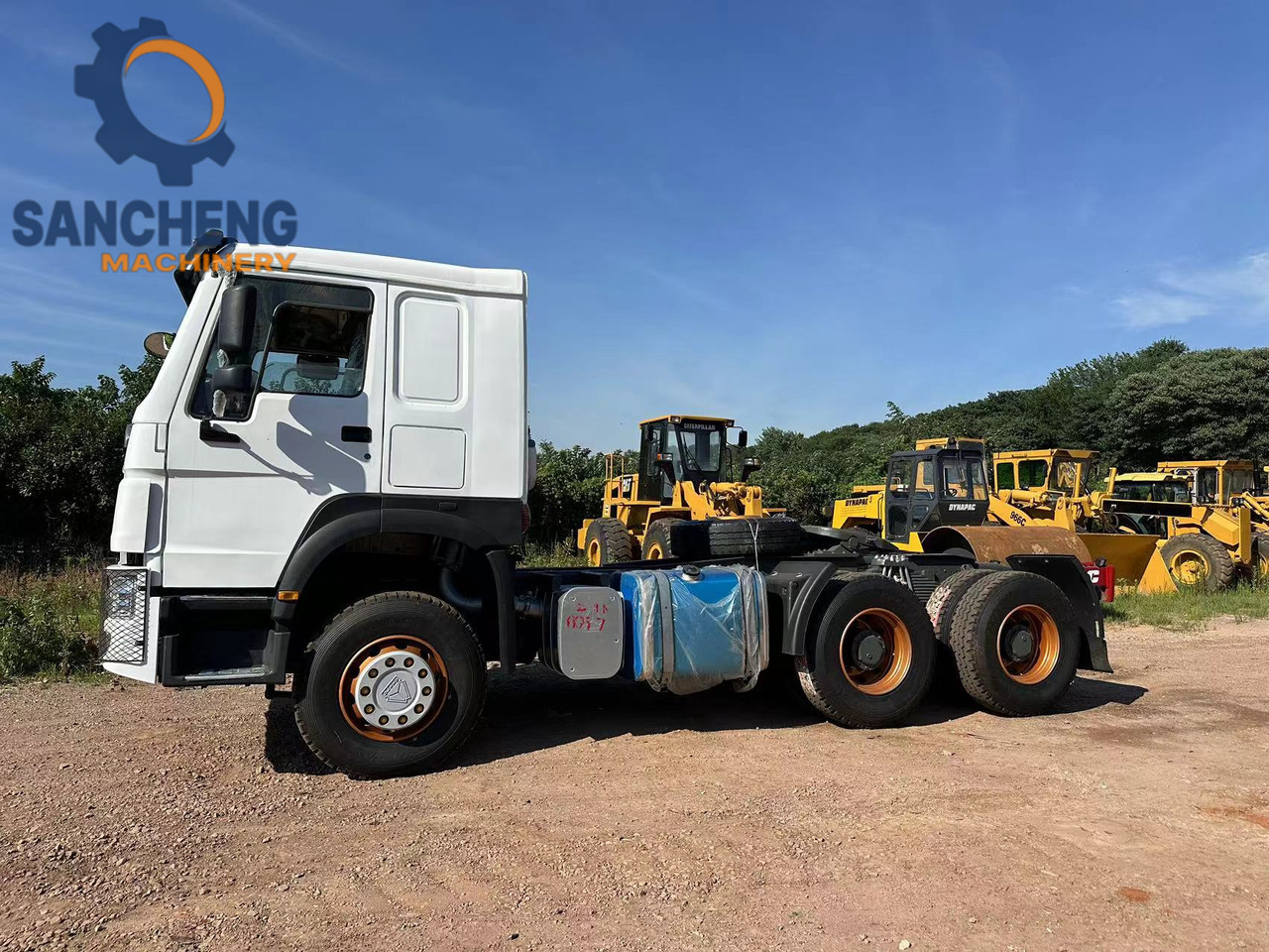 SINOTRUK HOWO Truck Head 371 - Tahač: obrázek 3 SINOTRUK HOWO Truck Head 371 - Tahač: obrázek 3