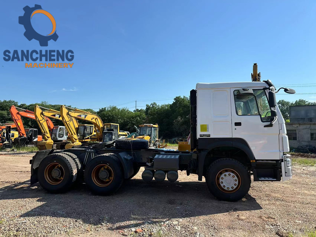 SINOTRUK HOWO Truck Head 371 - Tahač: obrázek 4 SINOTRUK HOWO Truck Head 371 - Tahač: obrázek 4