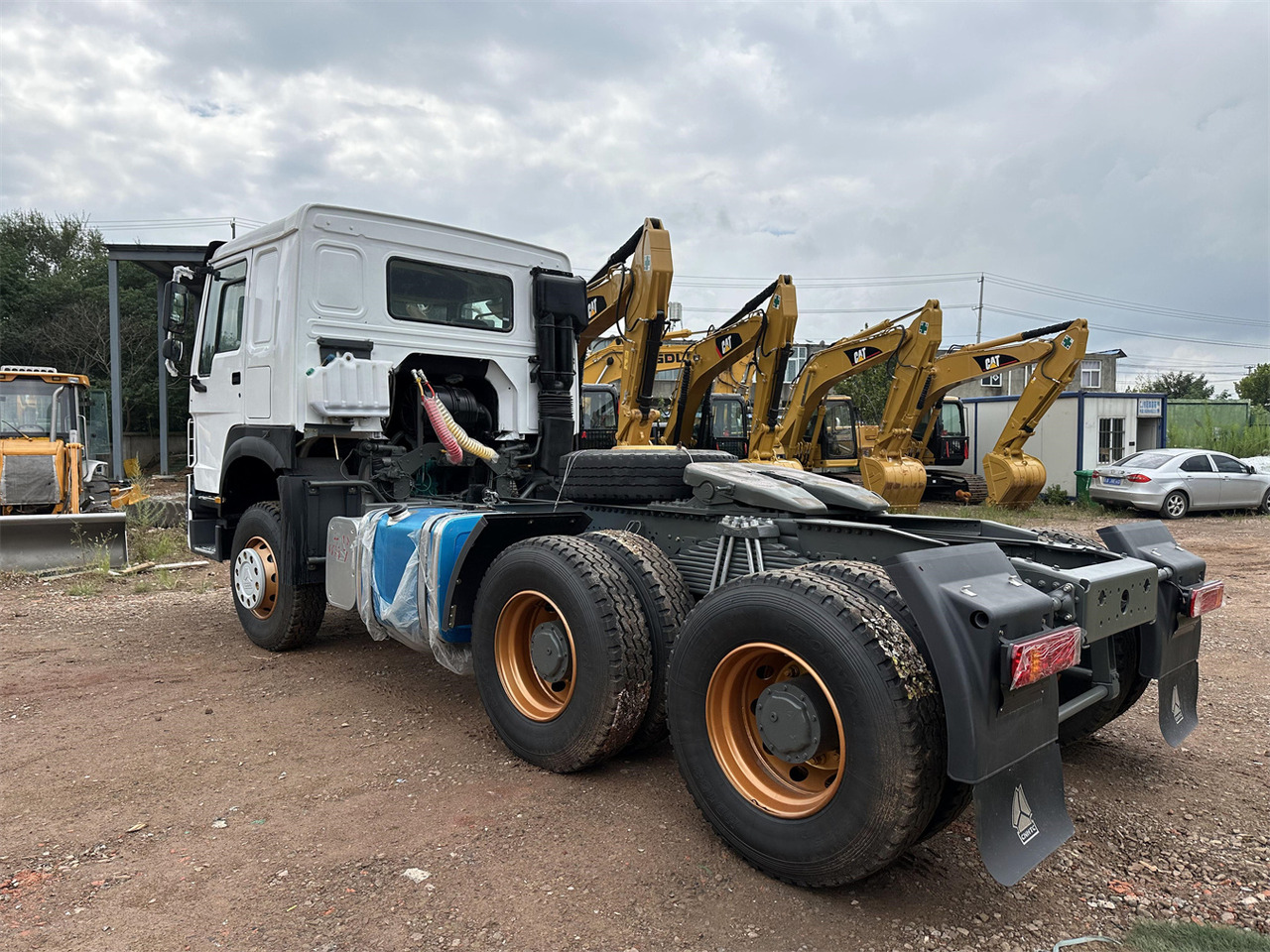 SINOTRUK Howo tractor unit 420hp - Tahač: obrázek 5 SINOTRUK Howo tractor unit 420hp - Tahač: obrázek 5