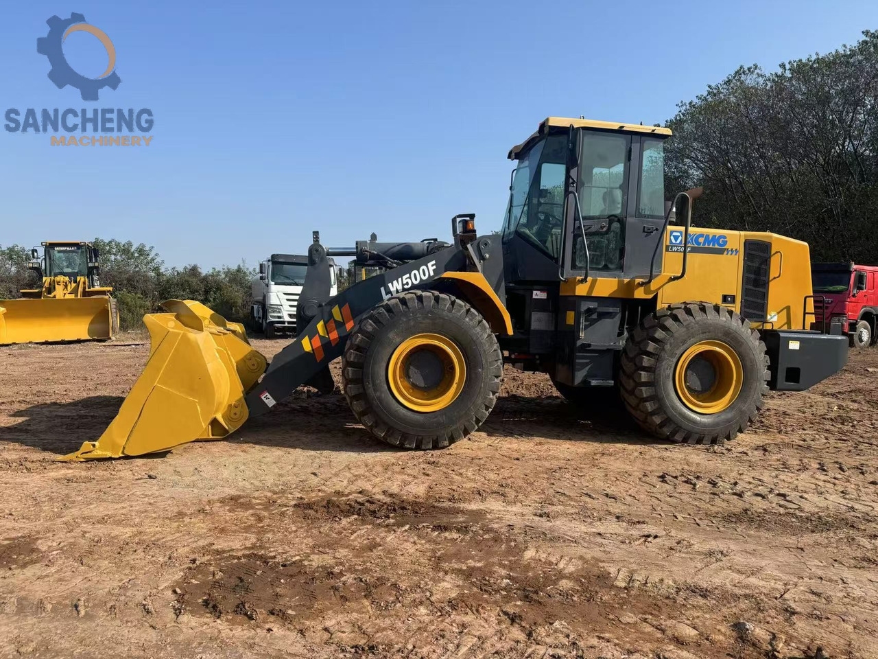 Kolový nakladač XCMG LW500F: obrázek 12