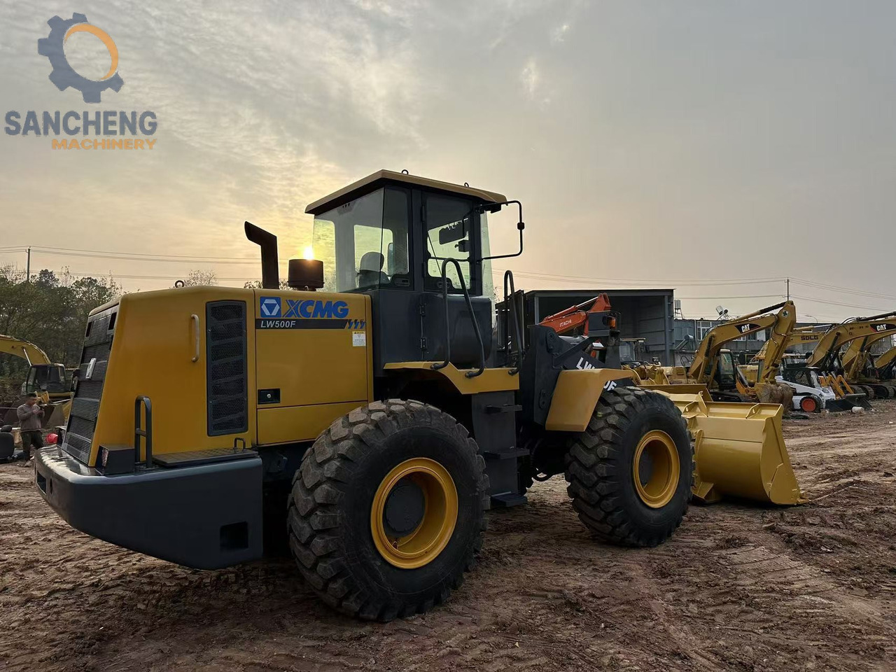 Kolový nakladač XCMG LW500F: obrázek 10