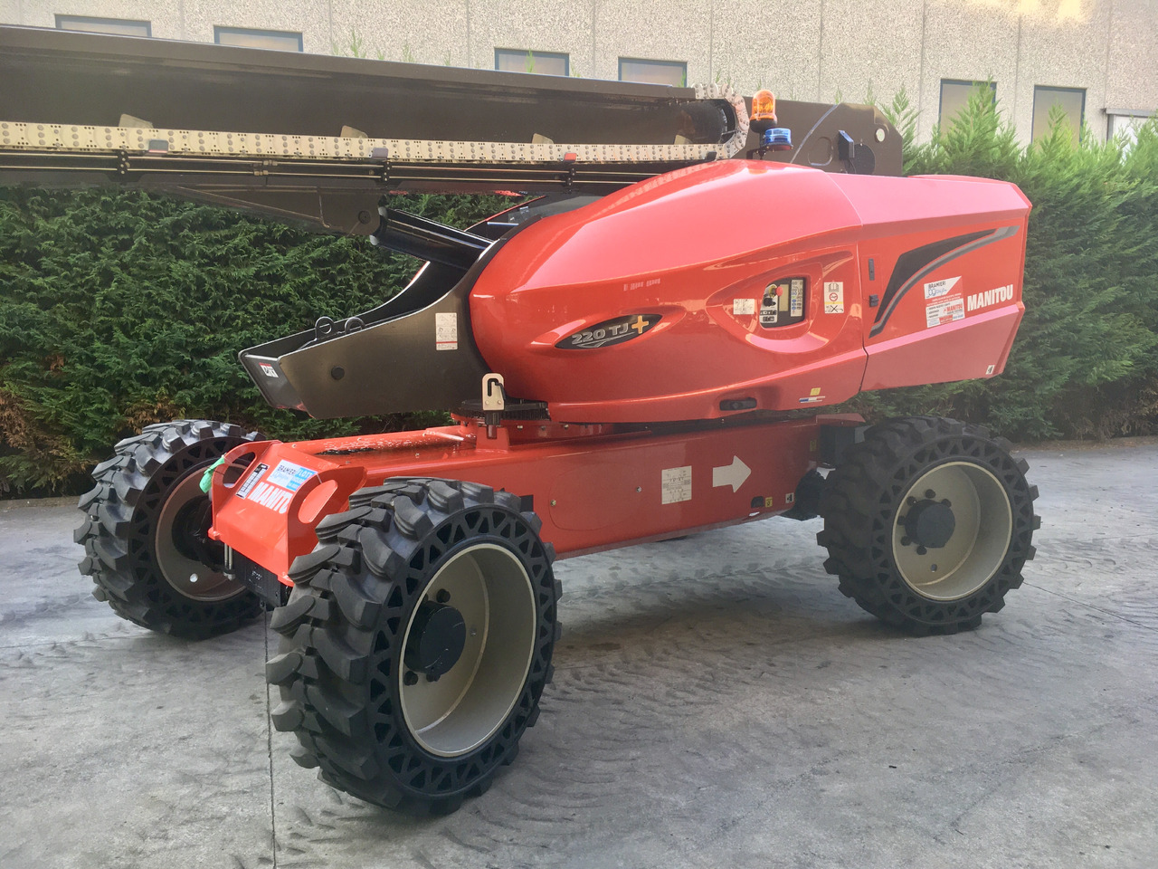 MANITOU 220 TJ+ / 260 TJ / 280 TJ - 2019 - Teleskopická plošina: obrázek 5 MANITOU 220 TJ+ / 260 TJ / 280 TJ - 2019 - Teleskopická plošina: obrázek 5