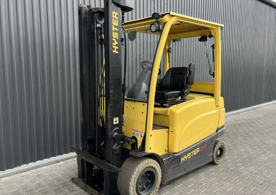 Hyster J3.0XN - Elektrický vysokozdvižný vozík: obrázek 1 Hyster J3.0XN - Elektrický vysokozdvižný vozík: obrázek 1