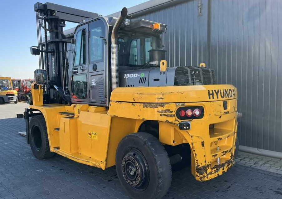 Hyundai 130D-9 - Dieselový vysokozdvižný vozík: obrázek 2 Hyundai 130D-9 - Dieselový vysokozdvižný vozík: obrázek 2
