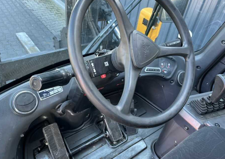 Hyundai 130D-9 - Dieselový vysokozdvižný vozík: obrázek 5 Hyundai 130D-9 - Dieselový vysokozdvižný vozík: obrázek 5
