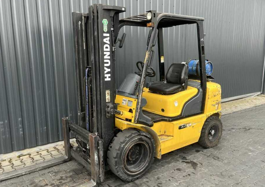 Hyundai 30L-7 - Plynový vysokozdvižný vozík: obrázek 1 Hyundai 30L-7 - Plynový vysokozdvižný vozík: obrázek 1