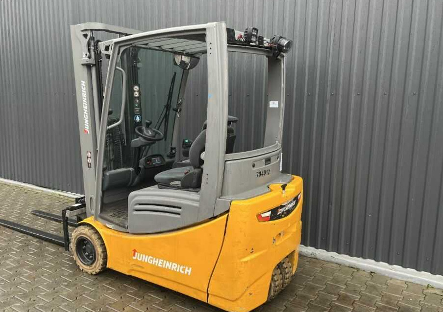 Jungheinrich EFG220 - Elektrický vysokozdvižný vozík: obrázek 3 Jungheinrich EFG220 - Elektrický vysokozdvižný vozík: obrázek 3