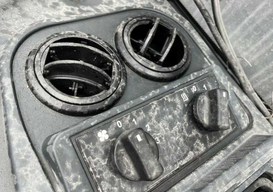 Jungheinrich EFG430 - Elektrický vysokozdvižný vozík: obrázek 5 Jungheinrich EFG430 - Elektrický vysokozdvižný vozík: obrázek 5