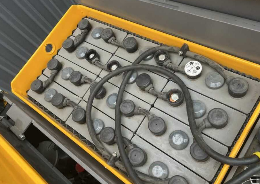 Jungheinrich EKS110 - Vychystávací vozík: obrázek 5 Jungheinrich EKS110 - Vychystávací vozík: obrázek 5