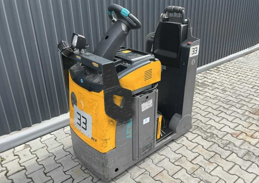Jungheinrich EZS130 - Elektrický tahač: obrázek 1 Jungheinrich EZS130 - Elektrický tahač: obrázek 1