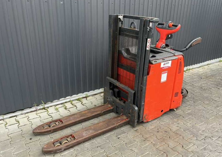 Linde D12AP - Stohovací vozík: obrázek 1 Linde D12AP - Stohovací vozík: obrázek 1