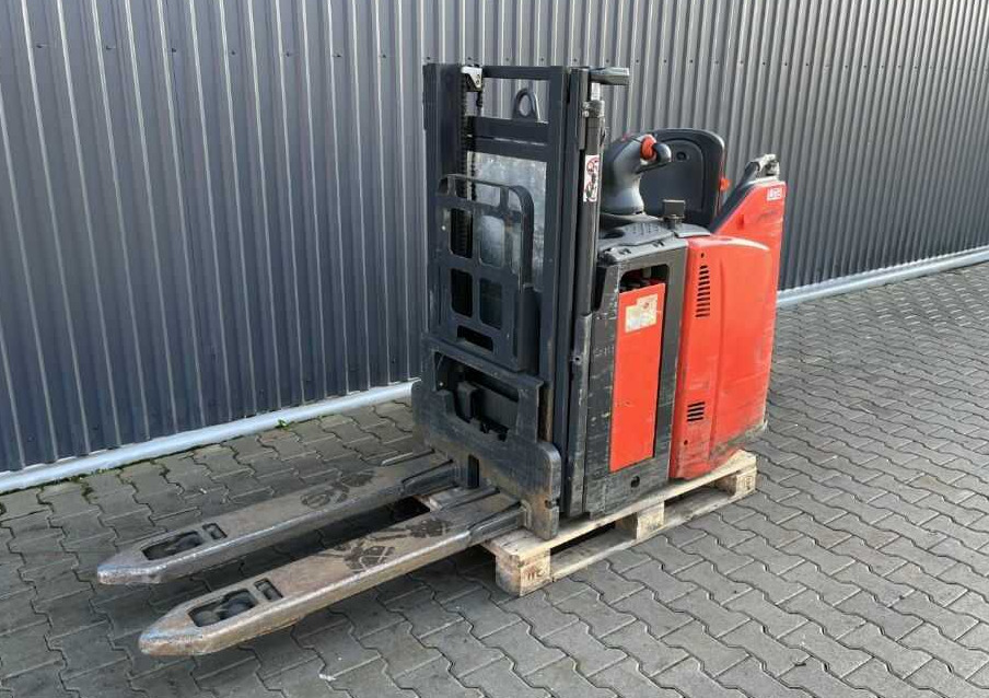 Linde D12SP - Stohovací vozík: obrázek 5 Linde D12SP - Stohovací vozík: obrázek 5