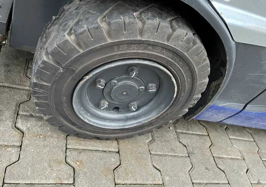 Linde E15-01 - Elektrický vysokozdvižný vozík: obrázek 3 Linde E15-01 - Elektrický vysokozdvižný vozík: obrázek 3