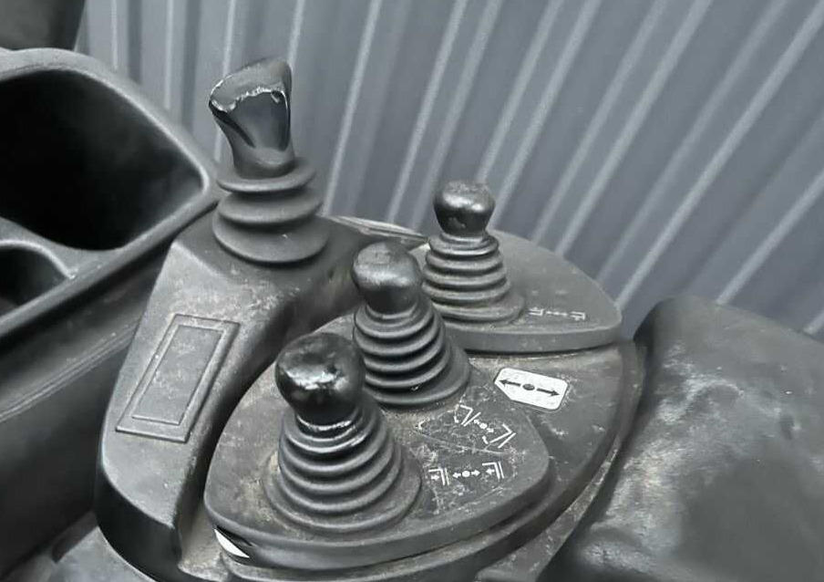 Linde E16C-01 - Elektrický vysokozdvižný vozík: obrázek 3 Linde E16C-01 - Elektrický vysokozdvižný vozík: obrázek 3