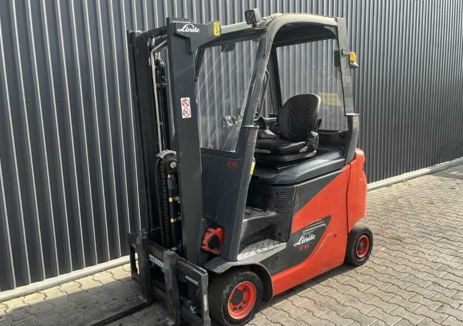 Linde E16PH - Elektrický vysokozdvižný vozík: obrázek 1 Linde E16PH - Elektrický vysokozdvižný vozík: obrázek 1