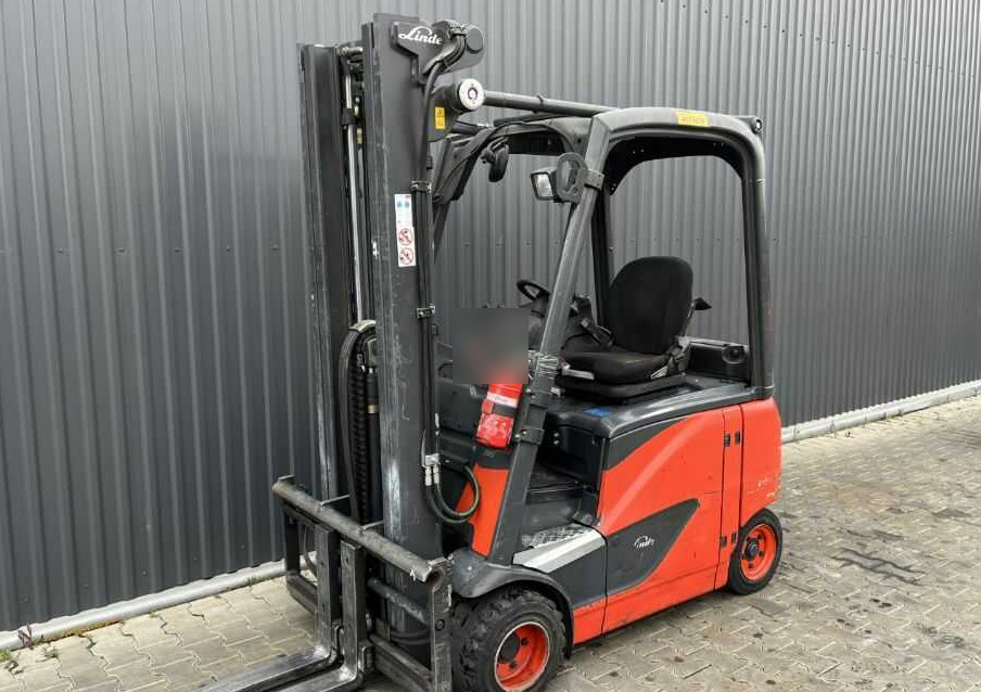 Linde E20PH-02 - Elektrický vysokozdvižný vozík: obrázek 1 Linde E20PH-02 - Elektrický vysokozdvižný vozík: obrázek 1