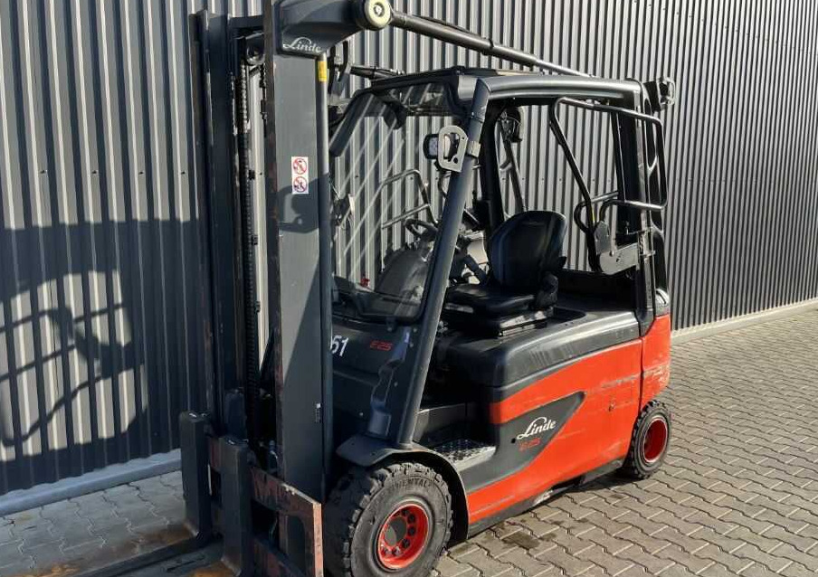 Linde E25 - Elektrický vysokozdvižný vozík: obrázek 1 Linde E25 - Elektrický vysokozdvižný vozík: obrázek 1