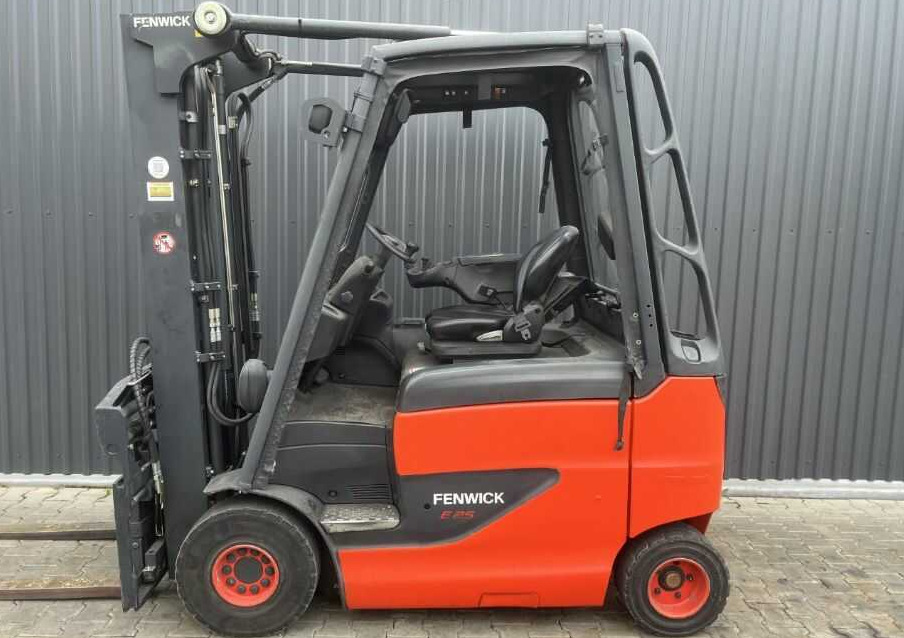 Linde E25H-01/600 - Elektrický vysokozdvižný vozík: obrázek 2 Linde E25H-01/600 - Elektrický vysokozdvižný vozík: obrázek 2