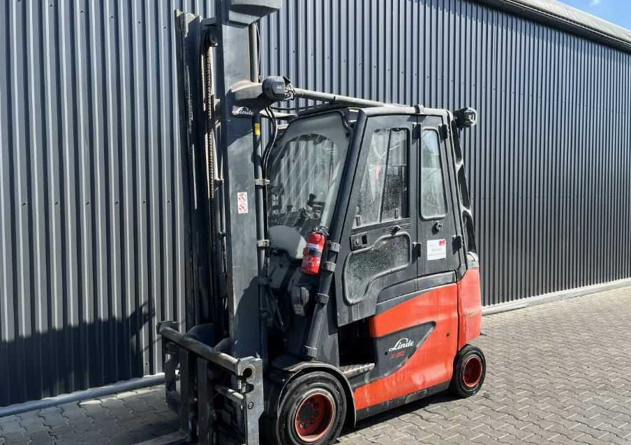 Linde E30H-01/600 - Elektrický vysokozdvižný vozík: obrázek 1 Linde E30H-01/600 - Elektrický vysokozdvižný vozík: obrázek 1