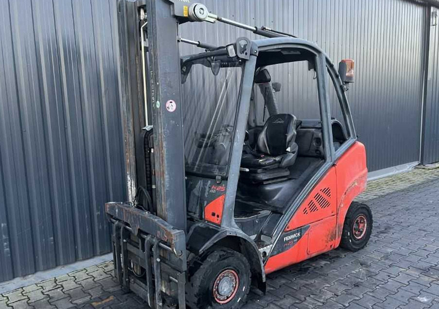 Linde H25T-01 - Plynový vysokozdvižný vozík: obrázek 1 Linde H25T-01 - Plynový vysokozdvižný vozík: obrázek 1