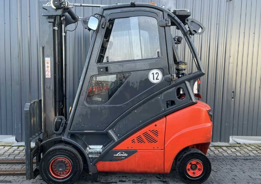 Linde H25T-02/600 - Plynový vysokozdvižný vozík: obrázek 2 Linde H25T-02/600 - Plynový vysokozdvižný vozík: obrázek 2
