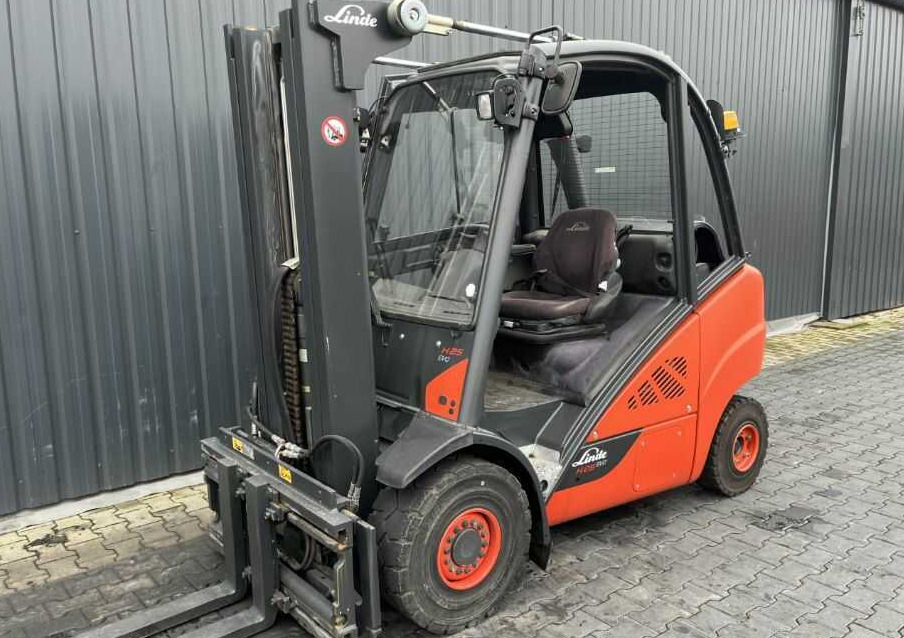 Linde H25T-02/600 - Plynový vysokozdvižný vozík: obrázek 1 Linde H25T-02/600 - Plynový vysokozdvižný vozík: obrázek 1