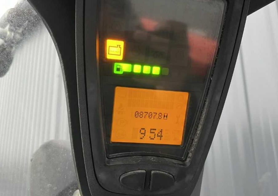 Linde H25T-02 - Plynový vysokozdvižný vozík: obrázek 4 Linde H25T-02 - Plynový vysokozdvižný vozík: obrázek 4