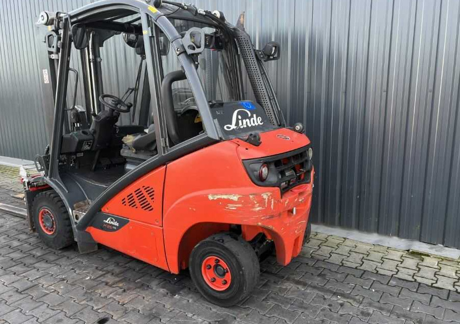 Linde H25T-02 - Plynový vysokozdvižný vozík: obrázek 3 Linde H25T-02 - Plynový vysokozdvižný vozík: obrázek 3