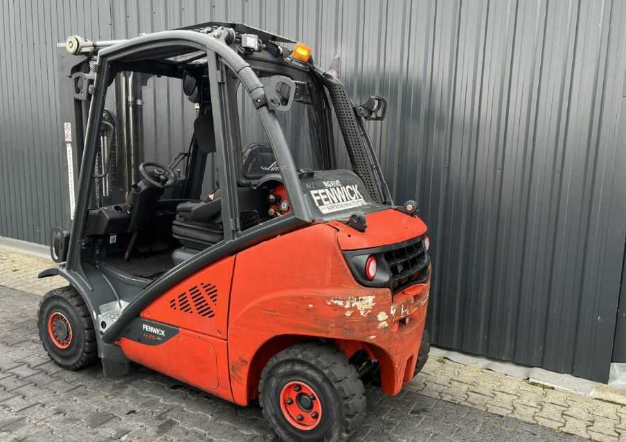 Linde H25T-02 - Plynový vysokozdvižný vozík: obrázek 3 Linde H25T-02 - Plynový vysokozdvižný vozík: obrázek 3
