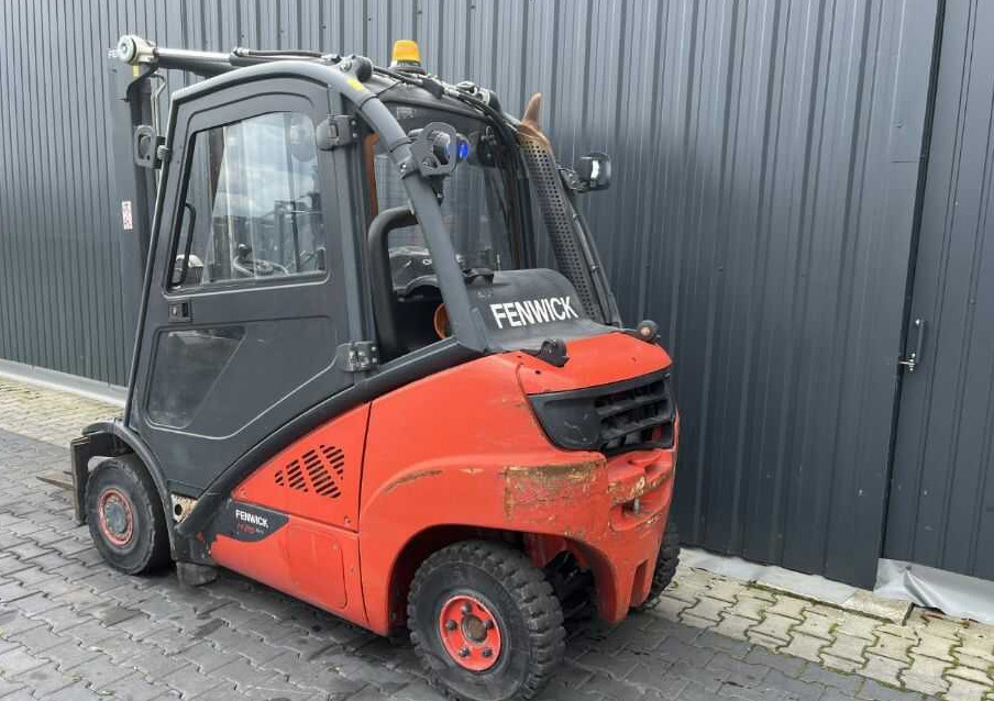 Linde H25T-02 - Plynový vysokozdvižný vozík: obrázek 3 Linde H25T-02 - Plynový vysokozdvižný vozík: obrázek 3