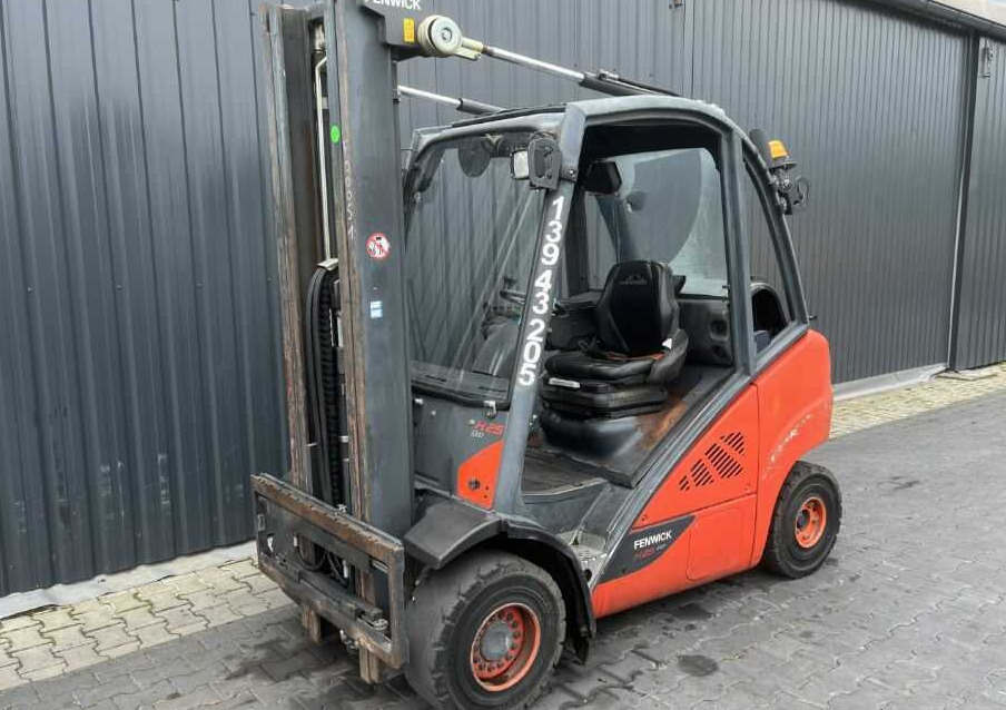 Linde H25T-02 - Plynový vysokozdvižný vozík: obrázek 1 Linde H25T-02 - Plynový vysokozdvižný vozík: obrázek 1