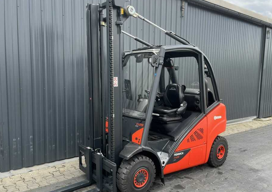 Linde H25T-02 - Plynový vysokozdvižný vozík: obrázek 1 Linde H25T-02 - Plynový vysokozdvižný vozík: obrázek 1