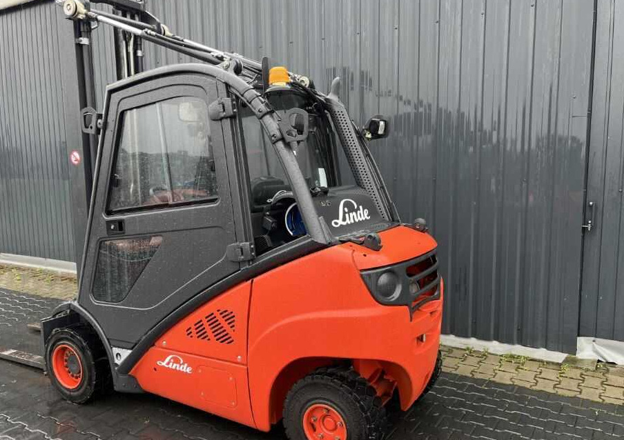 Linde H25T - Plynový vysokozdvižný vozík: obrázek 3 Linde H25T - Plynový vysokozdvižný vozík: obrázek 3