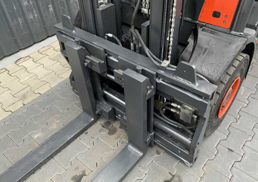 Linde H30D-01 - Dieselový vysokozdvižný vozík: obrázek 1 Linde H30D-01 - Dieselový vysokozdvižný vozík: obrázek 1