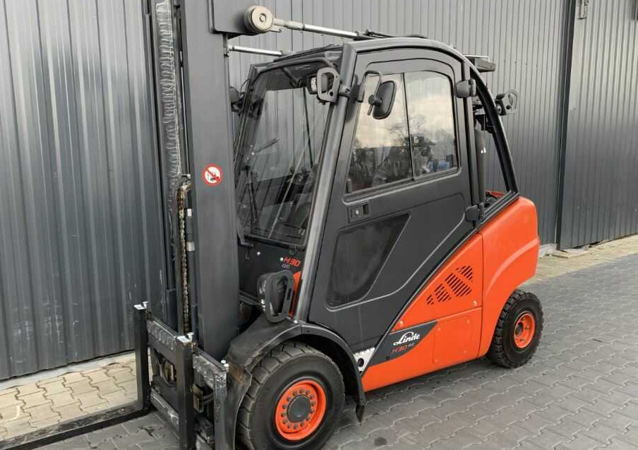 Linde H30T-02 - Plynový vysokozdvižný vozík: obrázek 1 Linde H30T-02 - Plynový vysokozdvižný vozík: obrázek 1