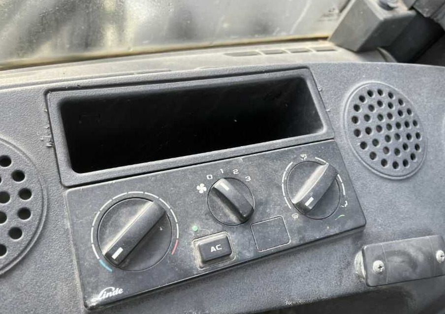 Dieselový vysokozdvižný vozík Linde H35D-01: obrázek 6 Dieselový vysokozdvižný vozík Linde H35D-01: obrázek 6