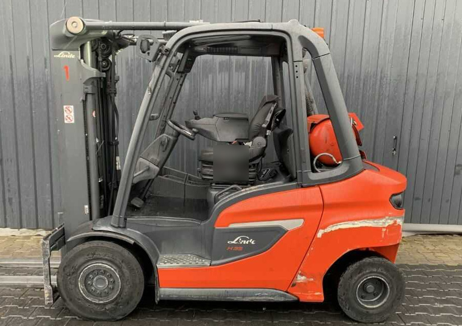 Linde H35T-01 - Plynový vysokozdvižný vozík: obrázek 2 Linde H35T-01 - Plynový vysokozdvižný vozík: obrázek 2