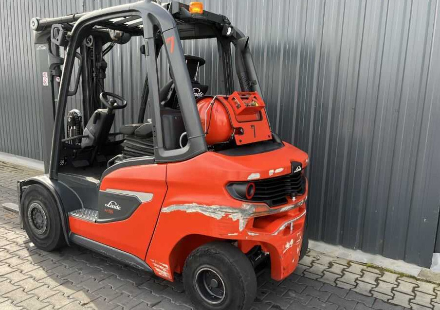 Linde H35T-01 - Plynový vysokozdvižný vozík: obrázek 3 Linde H35T-01 - Plynový vysokozdvižný vozík: obrázek 3