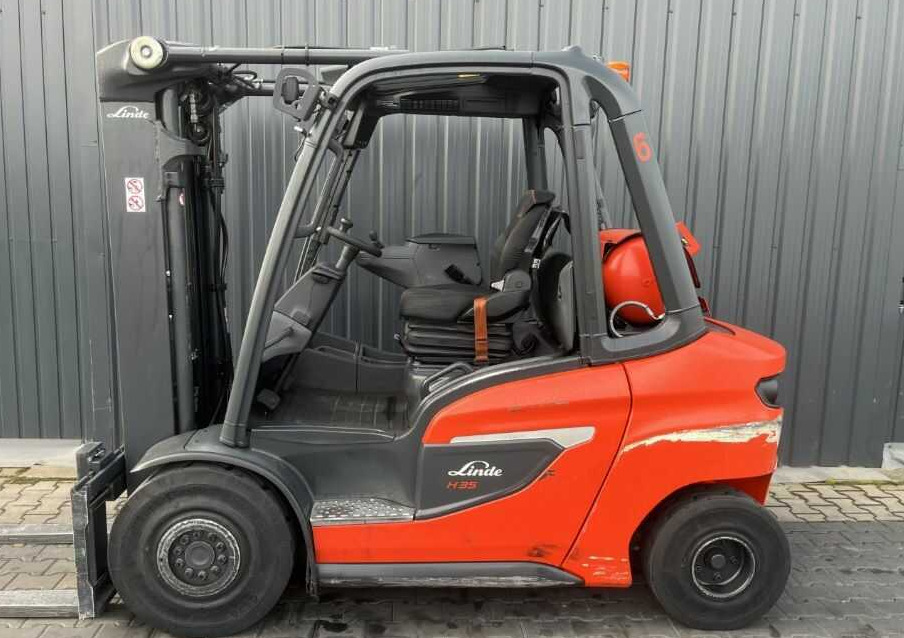 Linde H35T-01 - Plynový vysokozdvižný vozík: obrázek 2 Linde H35T-01 - Plynový vysokozdvižný vozík: obrázek 2