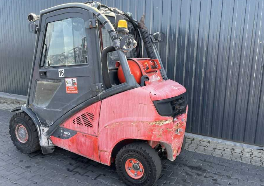 Linde H35T-02 - Plynový vysokozdvižný vozík: obrázek 3 Linde H35T-02 - Plynový vysokozdvižný vozík: obrázek 3