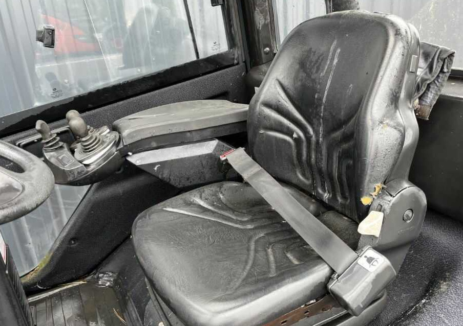 Dieselový vysokozdvižný vozík Linde H40D-01: obrázek 8 Dieselový vysokozdvižný vozík Linde H40D-01: obrázek 8