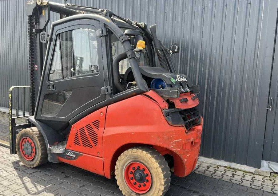 Linde H40T-02 - Plynový vysokozdvižný vozík: obrázek 3 Linde H40T-02 - Plynový vysokozdvižný vozík: obrázek 3
